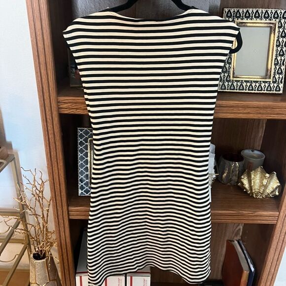 THEORY TWIST DRESS - Picture 4 of 4